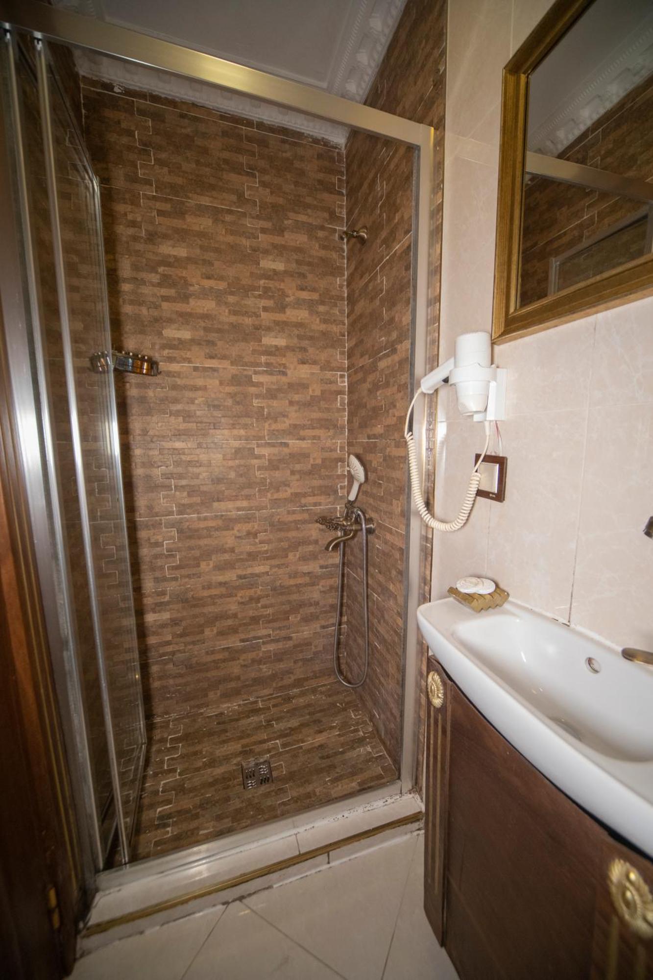 Beyport Hotel Taksim Istanbul Bagian luar foto
